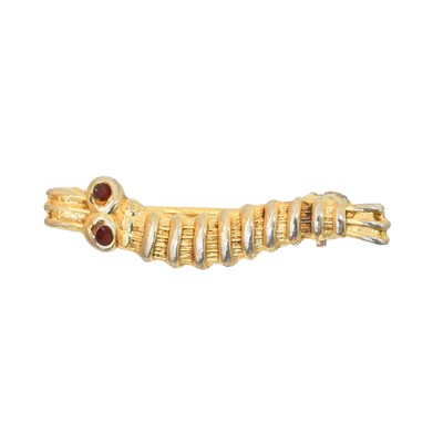 Lot 5 - A WWII 'Caterpillar Club' pin