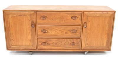 Lot 121 - Ercol