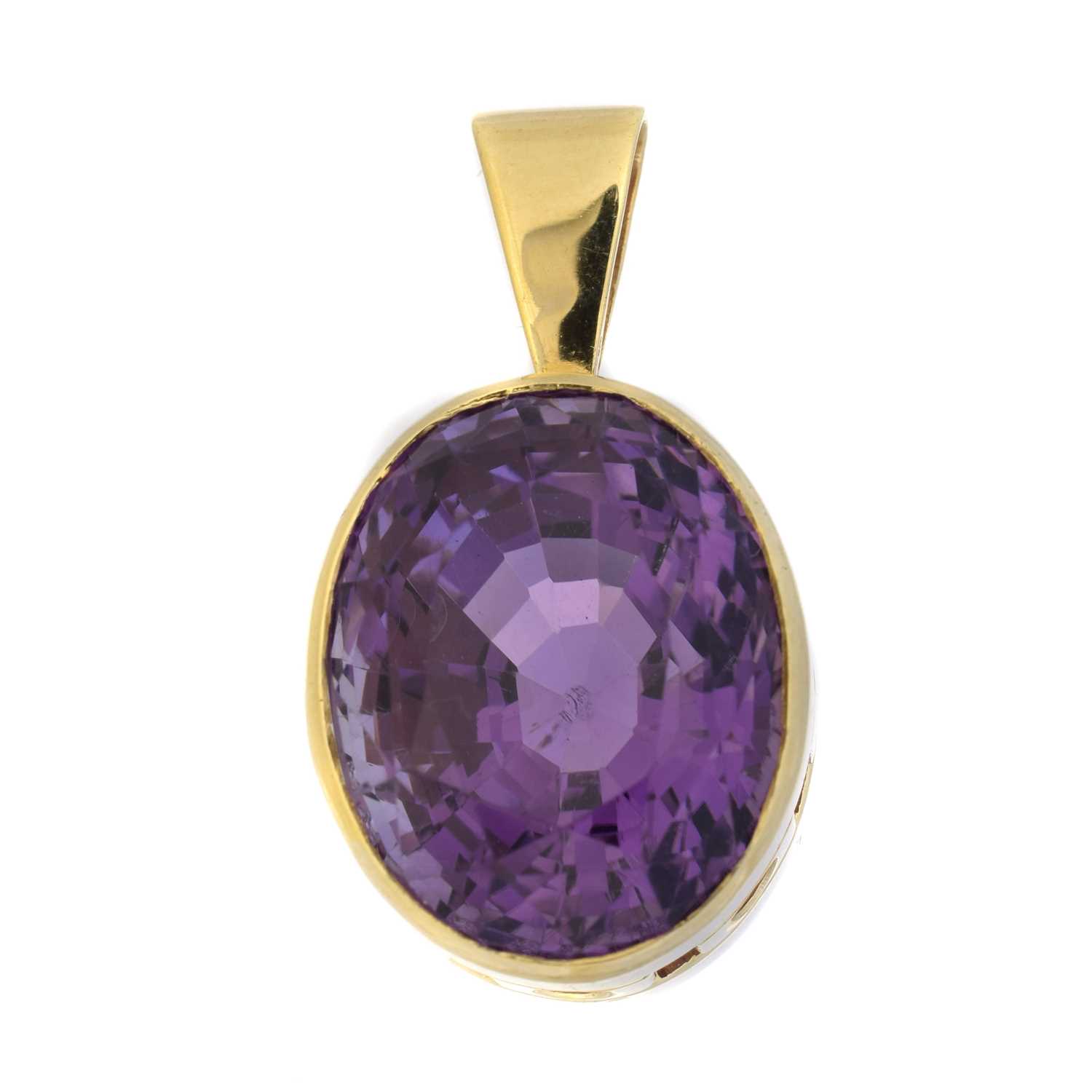 Lot 57 - An amethyst pendant