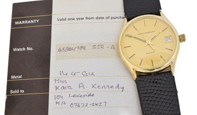Lot 201 - A Girard-Perregaux quartz wristwatch