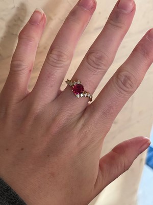 Lot 97 - An 18ct gold spinel and diamond dress ring
