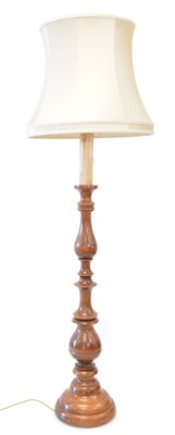 Lot 262 - Victorian turned walnut standard lamp