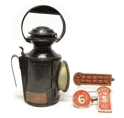 Lot 198 - LNER 3 aspect handlamp and other pieces from Keadby Bridge signal box