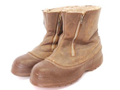 Lot 146 - Pair of U.S.A.F flying boots, double zip...