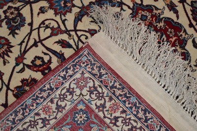 Lot 369 - Iranian Isfahan rug