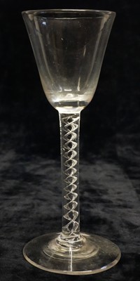 Lot 122 - Georgian wine glass