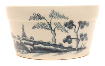 Lot 168 - Worcester meat dish