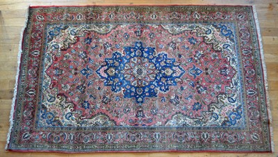 Lot 366 - Kashan rug
