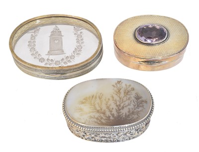 Lot 164 - Three snuff boxes