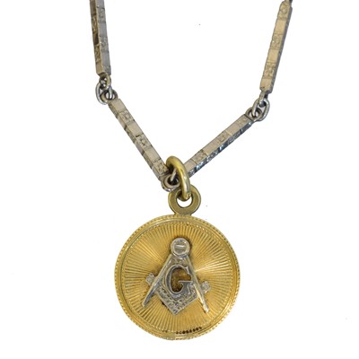 Lot 22 - A Masonic fob
