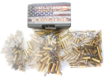 Lot 585 - Brass cases and bullets, to include ninety...