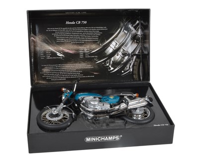Lot 236 - Minichamps 1:6 Scale Classic Bike Series Model Honda CB 750 Motorbike