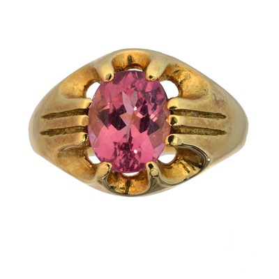 Lot 183 - An 18ct gold tourmaline single stone ring.