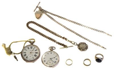 Lot 108 - A selection of silver and white metal jewellery