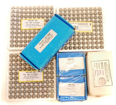 Lot 552 - Collection of muzzle loader bullets, to...
