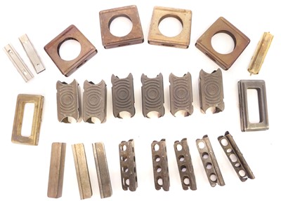 Lot 494 - Collection of rifle clips, to include four Gew....