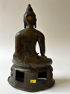 Lot 14 - A 19th Century Thai Hollow Cast Bronze Buddha