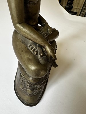 Lot 14 - A 19th Century Thai Hollow Cast Bronze Buddha