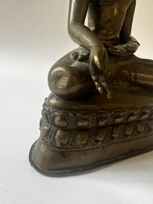 Lot 14 - A 19th Century Thai Hollow Cast Bronze Buddha