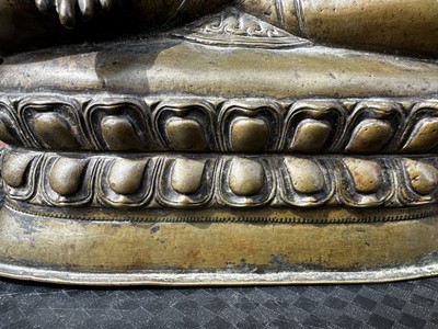 Lot 14 - A 19th Century Thai Hollow Cast Bronze Buddha