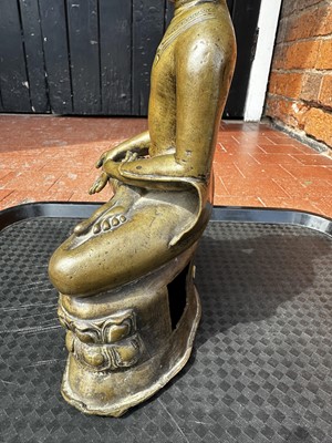 Lot 14 - A 19th Century Thai Hollow Cast Bronze Buddha
