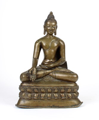Lot 14 - A 19th Century Thai Hollow Cast Bronze Buddha