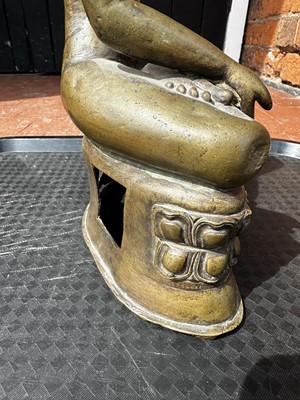 Lot 14 - A 19th Century Thai Hollow Cast Bronze Buddha