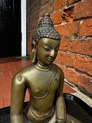 Lot 14 - A 19th Century Thai Hollow Cast Bronze Buddha