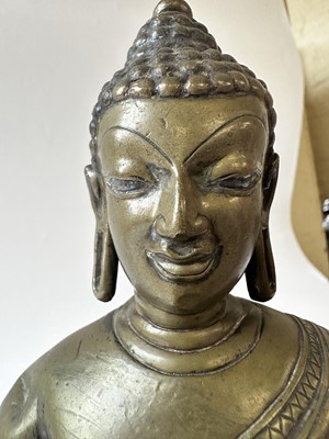 Lot 14 - A 19th Century Thai Hollow Cast Bronze Buddha