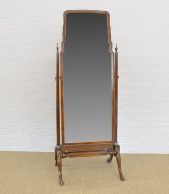 Lot 304 - An Early 20th Century Mahogany Cheval Mirror