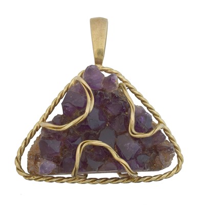 Lot 75 - A 1970s 9ct gold amethyst pendant.