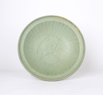 Lot 8 - A Large Chinese Yuan-Ming Dynasty Longquan-Type Celadon Bowl