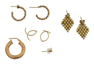 Lot 12 - A selection of gold and yellow metal earrings.
