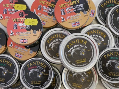 Lot 628 - Panther and SMK pellets, to include 5 x tins...