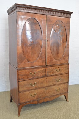 Lot 110 - A Regency Mahogany Linen Press