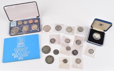 Lot 11 - Assortment of mostly silver British coinage dating back to George I and up to modern commemorative issues.