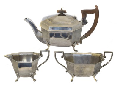 Lot 216 - A George V silver three piece tea set
