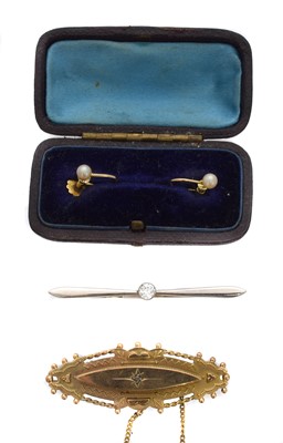 Lot 76 - A selection of early 20th century jewellery.