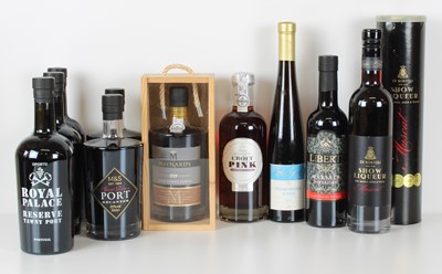 Lot 40 - 10 x 50cl bottles and half bottles Fine Port, Marsala and Dessert Wines