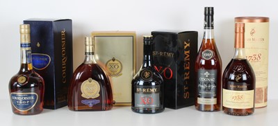Lot 94 - 5 bottles Mixed Lot Fine VSOP & XO Cognac and French Brandy