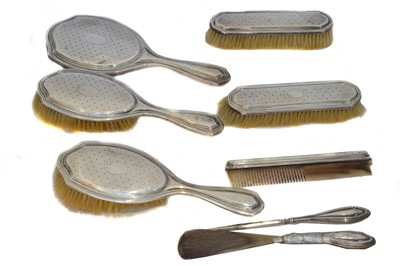 Lot 199 - An Edward VII and later silver dressing table set