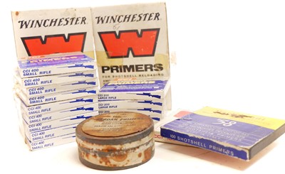 Lot 607 - Primers, to include 438 CCI large rifle, 880...