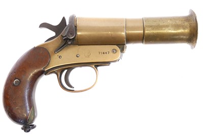 Lot 75 - Deactivated Webley and Scott 12 flare gun,...