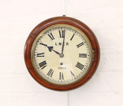 Lot 265 - Railway Interest - An Early-Mid 20th Century LNER Mahogany Wall Clock