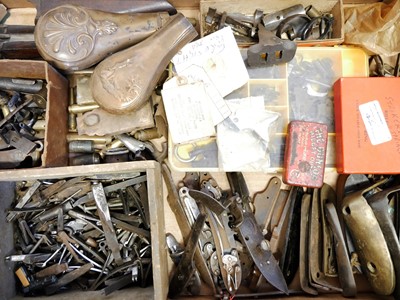 Lot 516 - Collection of gun parts and accessories,...
