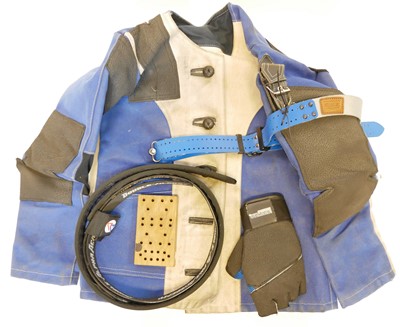 Lot 488 - AKAH shooting jacket circa 40 chest, with...