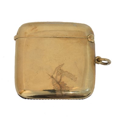 Lot 205 - A 1920s 9ct gold vesta case.