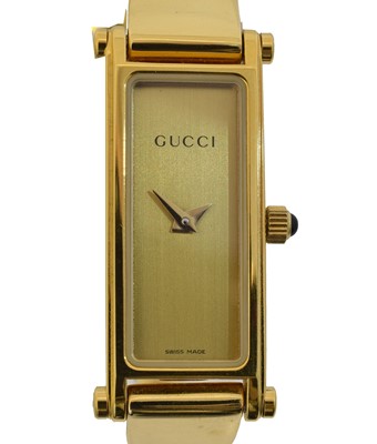 Lot 163 - A Gucci quartz wristwatch, ref. 1500L.