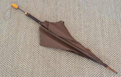 Lot 171 - A late 19th/early 20th century gem-set parasol handle terminal by Child & Child.