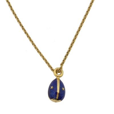 Lot 71 - An 18ct gold Fabergé enamel egg pendant on chain.